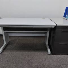 【美品】★価格相談可★　事務机3（キャビネット付）中古
