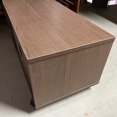 テレビ台の画像