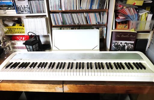 電子ピアノ　KORG B1  DIGITAL PIANO