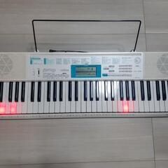 CASIO LK-128 キーボードの画像