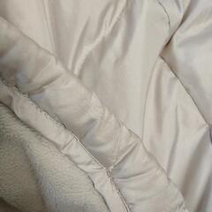 値下げ☆抱っこ紐ケープ　ダウン　フェザーの画像
