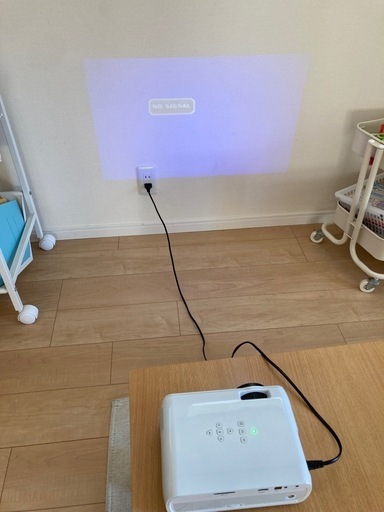 お受渡し決定しました　プロジェクター
