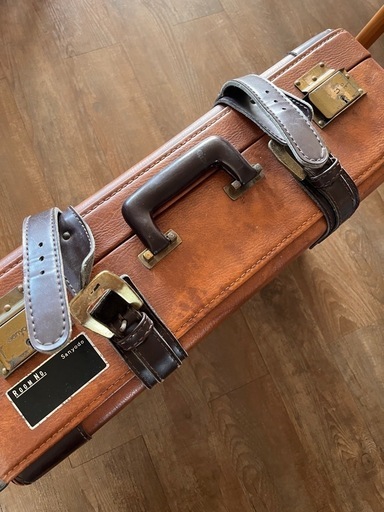 購入者決まらなければ明日処分　
トランク