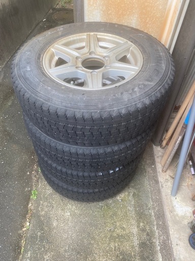 スタッドレスホイール付き