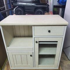 オシャレなキッチンボードの画像