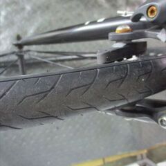 Ｄ908　★12800円★整備済み スポーツ中古自転車 【クロスバイク　黒　46ｃｍ】の画像