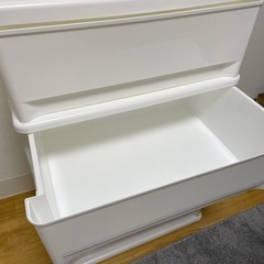 ニトリ衣装ケース4段の画像