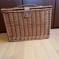 カゴ  バスケット(商談中)