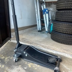 受渡予定者決定しました！美品　油圧式3tジャッキの画像