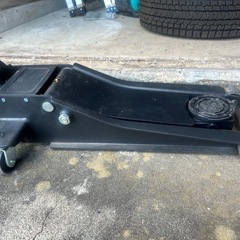 受渡予定者決定しました！美品　油圧式3tジャッキの画像