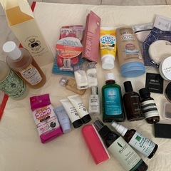4万円相当、コスメや筆50点ほどの画像
