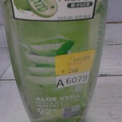 ネイチャーリパブリック マイルド&モイスチャーアロエジェル 310ml　A6079の画像
