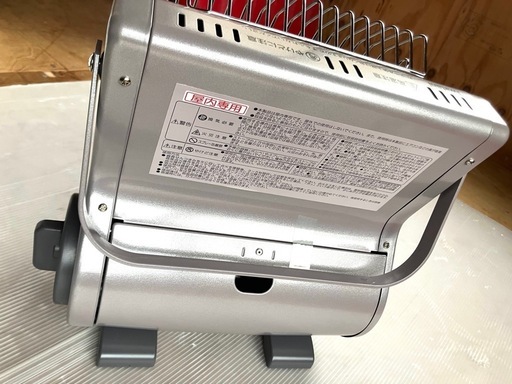 イワタニカセットガスストーブ CB-STV-2 (新品) 暖房　アウトドア　 ガスヒーター 