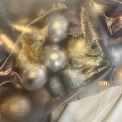 クリスマスツリー　オーナメント　ゴールドシルバー系の画像