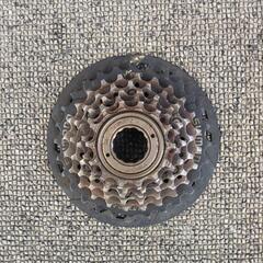 自転車用交換部品 ボスフリースプロケット6 速中古品