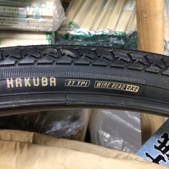 自転車タイヤとチューブの画像