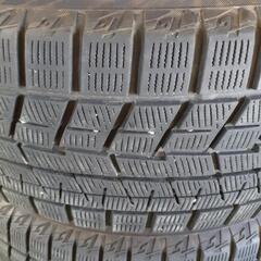 中古スタッドレスタイヤ4本　215/55R17の画像