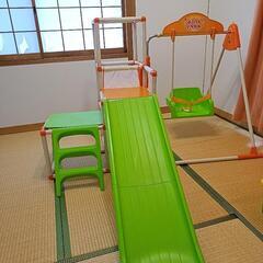 問い合わせ中ジャングルジム付き滑り台