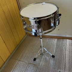スネアドラム
