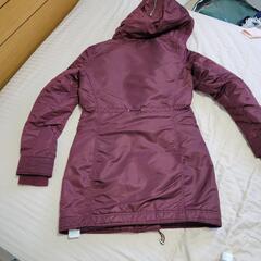 アバクロンビー&フィッチ　ダウンジャケットの画像