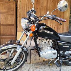 スズキGN125H