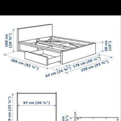 IKEA MALM クイーンベッド160x200 cm 下収納付き

の画像
