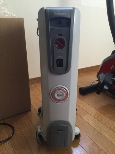 デロンギ　オイルヒーター