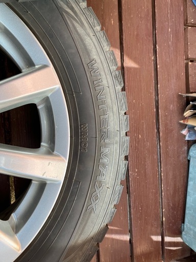 スタッドレス225/60R17 ダンロップ
