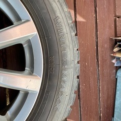 スタッドレス225/60R17 ダンロップ
の画像