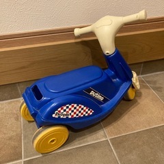 足漕ぎおもちゃの画像