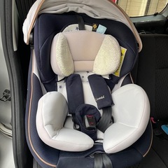 combi チャイルドシート　
クルムーブの画像
