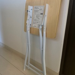 折りたたみ椅子
の画像