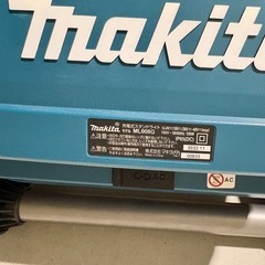 マキタ　ML008G 10000lm 充電式スタンドライトの画像