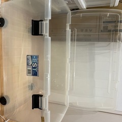 蓋付き　衣装ケース