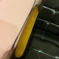 カリモク60ソファとオットマンのセットの画像