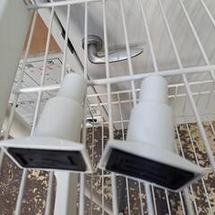 突っ張り洗濯機上部物置の画像