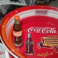 アメリカンガレージ、テーブルとイス