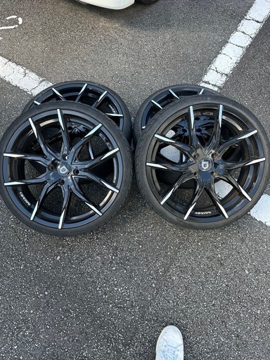 １週間限定値下げ　LEXANI レグザーニ　17インチ