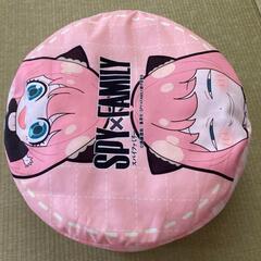 アーニャ クッション