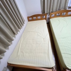 シングルベッド2台