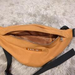 ウエストポーチの画像