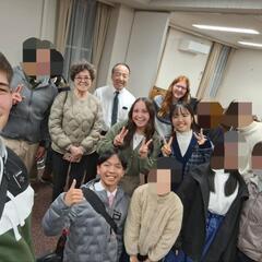 外国人とカードゲームを楽しみましょう！