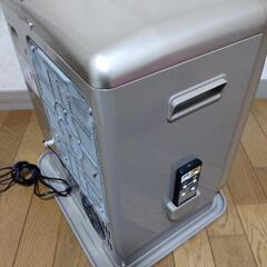 コロナ石油ファンヒーターの画像