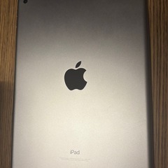iPad【第6世代】Wi-Fi 32GB スペースグレイの画像