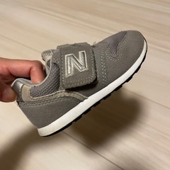 ニューバランス　スニーカー　ベビーの画像