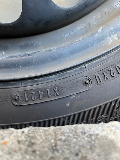 タイヤ　ダンロップ　エナセーブ　トヨタ純正ホイール付き