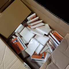 まとめて約1３00個　ポケットティッシュ ペット 防災用 ６W/10Wの画像