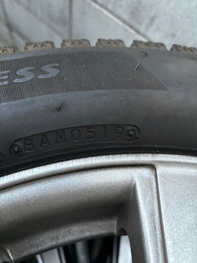 	 ブリヂストン BLIZZAK VRX2 215/55R17 19年5週目5穴4本