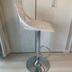 KARE カレ　現行　スツール　１脚の画像