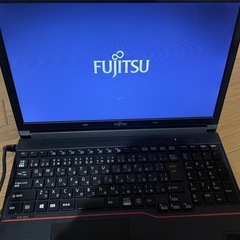 FUJITSU ノートパソコン
